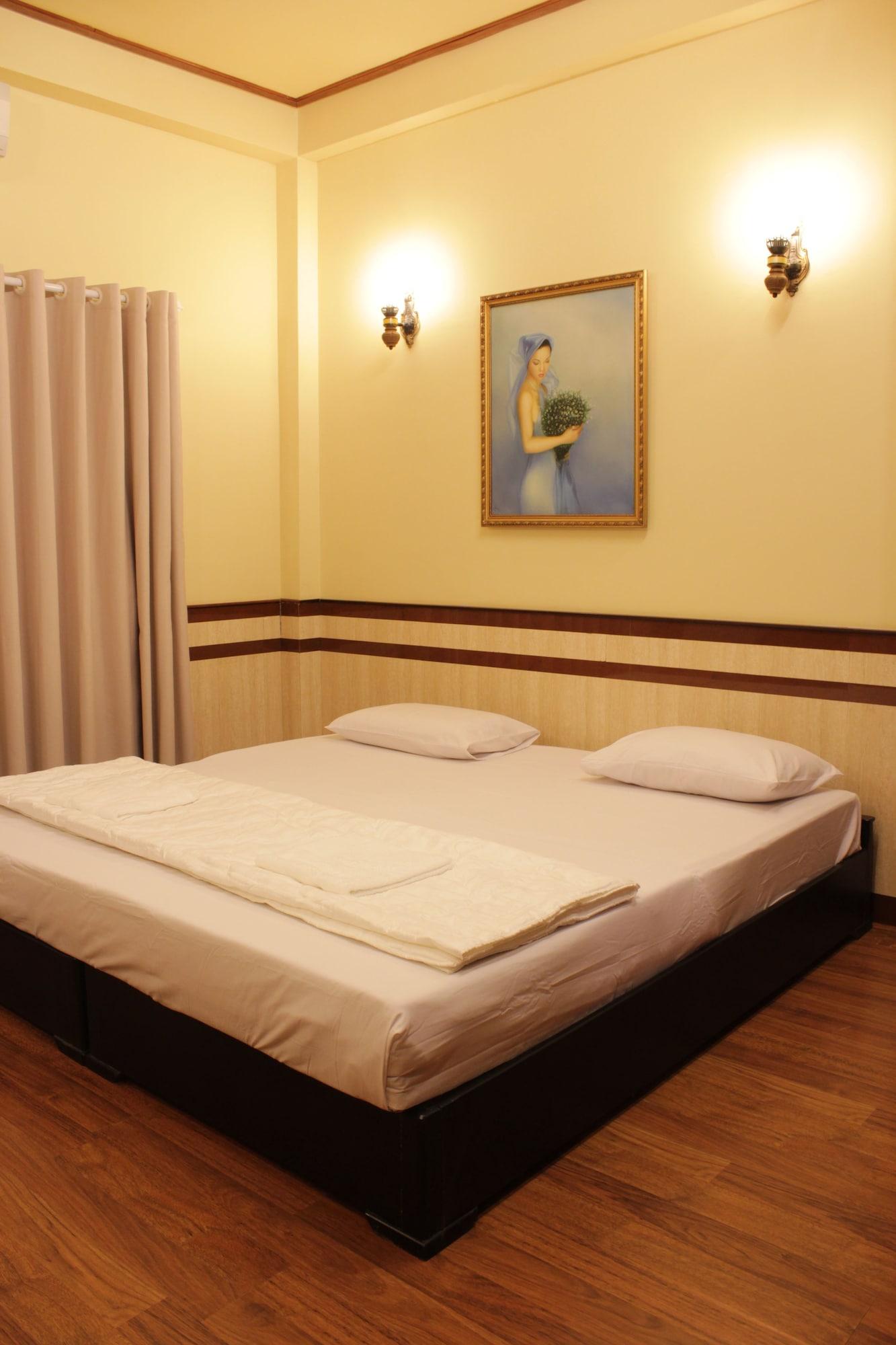 Bi Saigon Hotel Хошимин Экстерьер фото