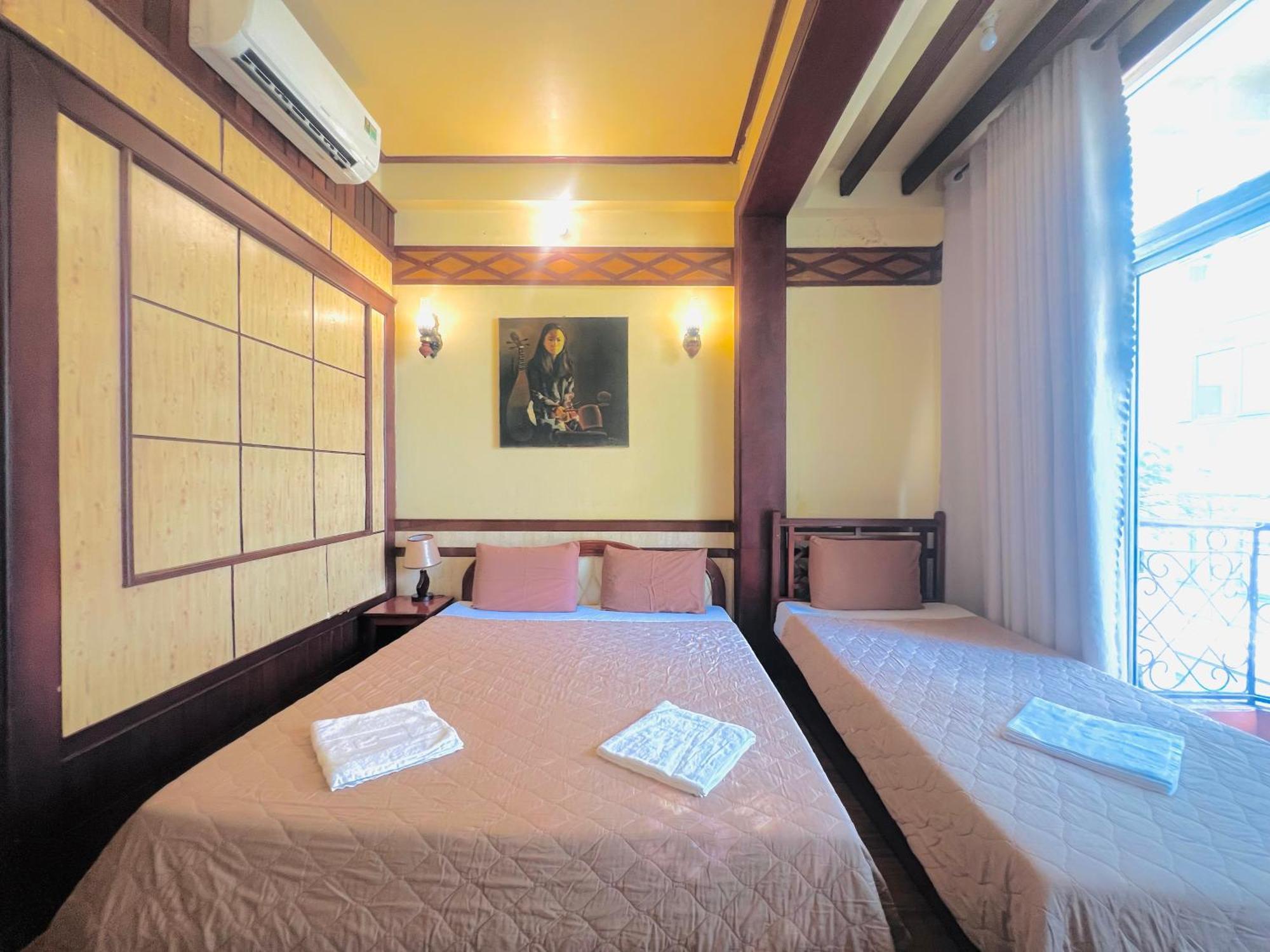 Bi Saigon Hotel Хошимин Экстерьер фото