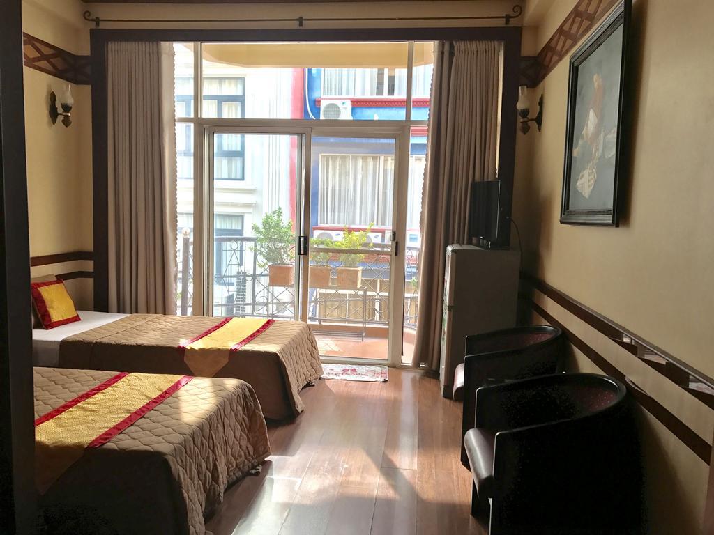 Bi Saigon Hotel Хошимин Экстерьер фото